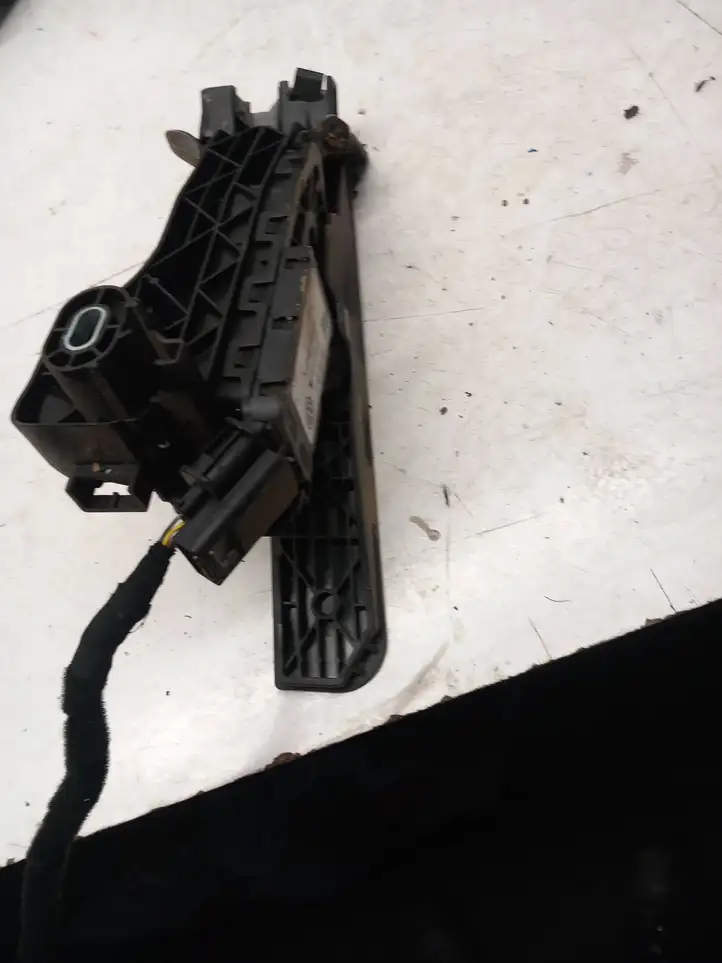 Audi A3/S3 8P (2004 - 2008)  1809102 Педаль акселератора