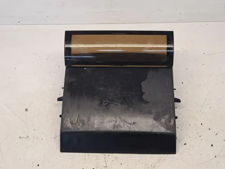 Toyota Prius (XW20) (2003 - 2009) 5542047010 Крышка бардачка — фото 1