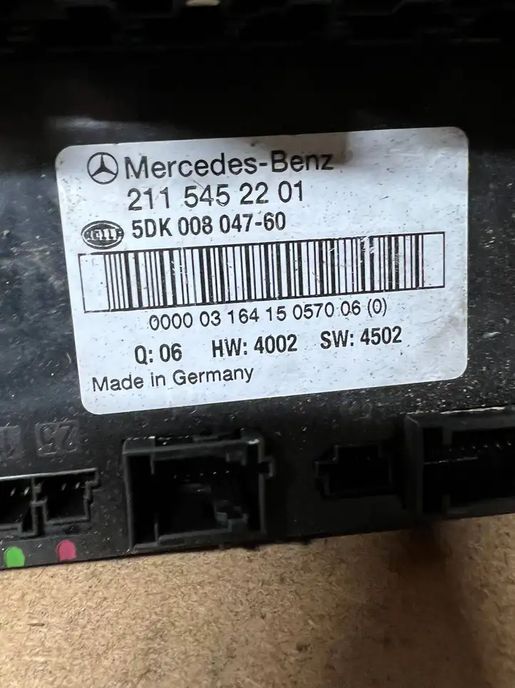Mercedes-Benz E W211 (2002 - 2009) 2115452201 Модуль комфорта — фото 3