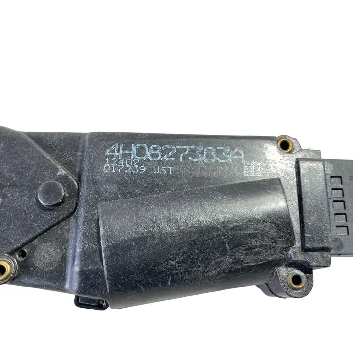 Audi A7 S7 4G (2010 - 2014) 4H0827383A Доводчик крышки багажника — фото 6