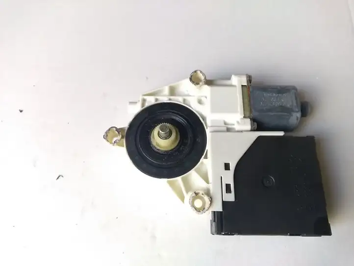 Volkswagen Golf V (2003 - 2009)  1K4837401AA электродвигатель переднего стеклоподъемника