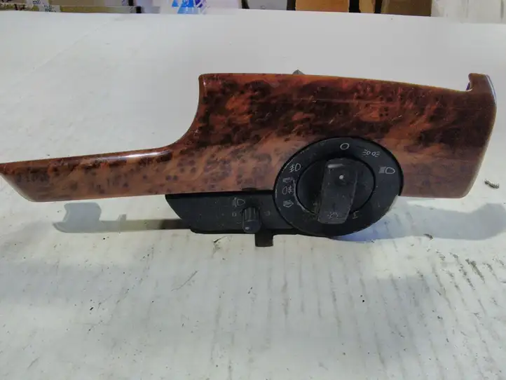 Audi A4 S4 B6 8E 8H (2000 - 2006) 8E2853190T5TQ Включатель фонарей — фото 1