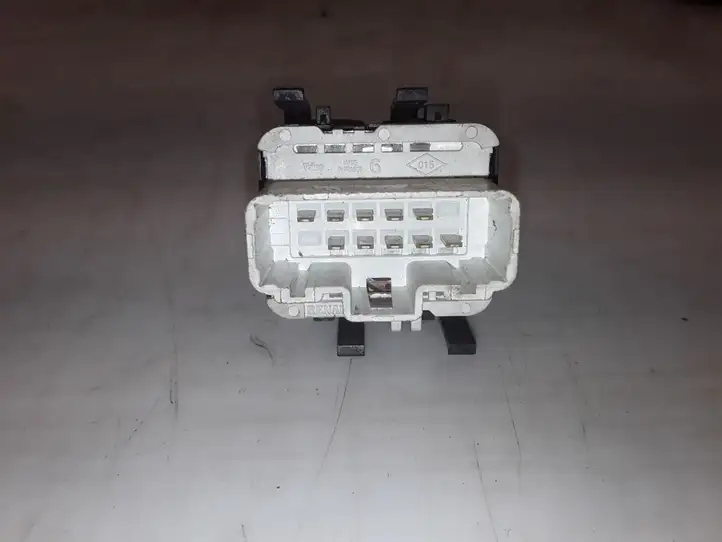Renault Espace - Grand espace IV (2004 - 2014) 015090B Блок кнопок стеклоподъемников — фото 4