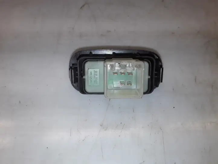 Ford Maverick (2004 - 2007) YF1T14529ABJADS Кнопка стеклоподъемников — фото 3