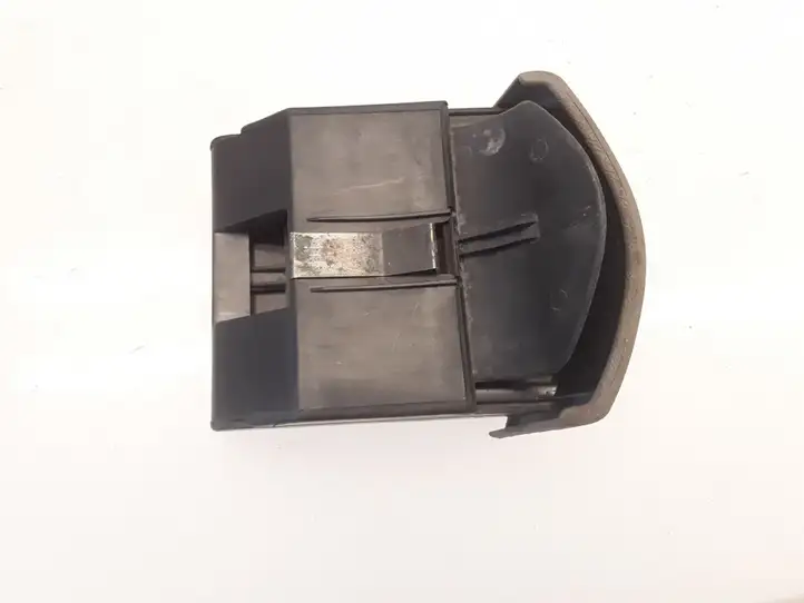 Citroen Xsara Picasso (1999 - 2012) 9635581577 Передняя пепельница — фото 4
