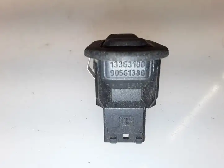 Opel Zafira A (1999 - 2003) 90561388 Блок кнопок стеклоподъемников — фото 3
