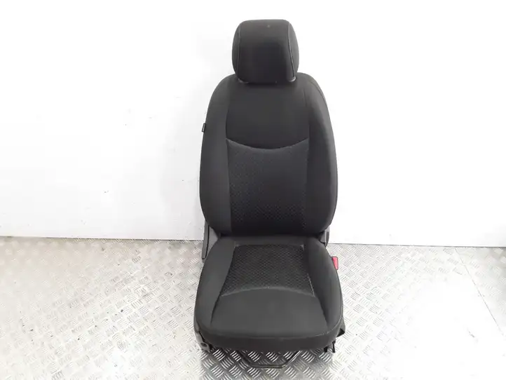 Opel Karl (2015 - ) 42556666 Переднее сиденье пассажира — фото 1