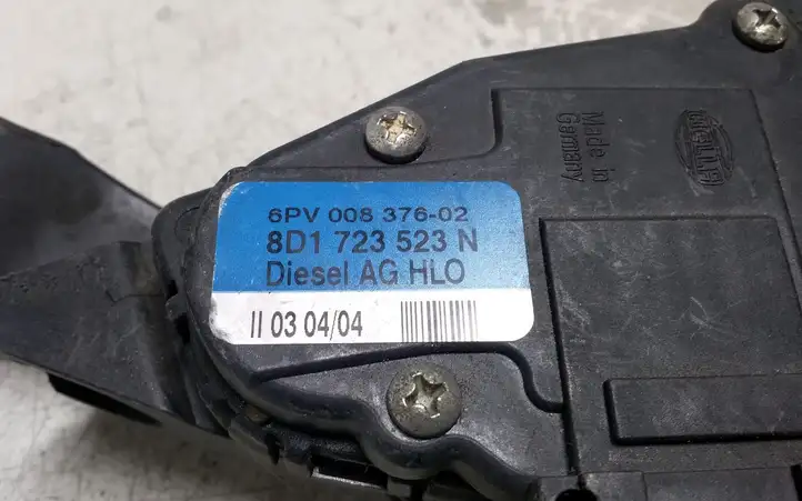 Volkswagen PASSAT B5.5 (2001 - 2005) 00837602 Педаль акселератора — фото 4