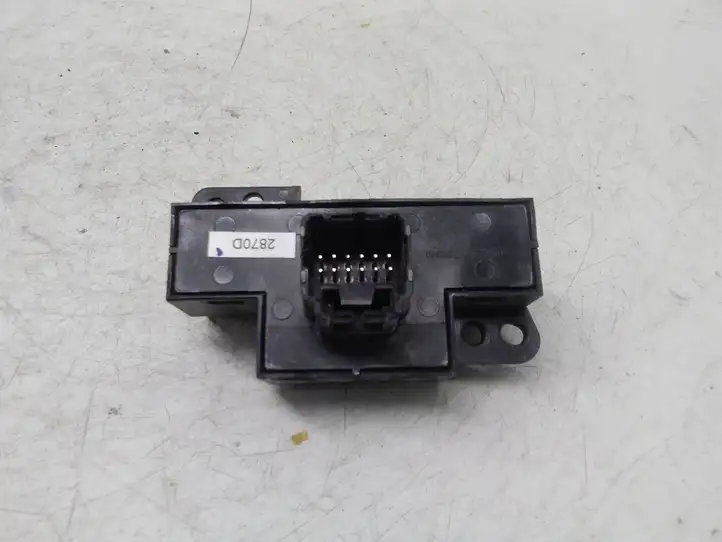 Dodge Grand Caravan (2007 - 2020) 68025899AA Включатель аварийных фонарей — фото 5
