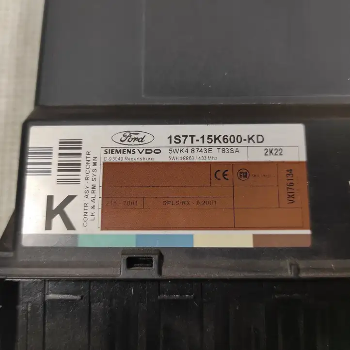 Ford Mondeo Mk III (2000 - 2007) 1S7T15K600KD Модуль комфорта — фото 4