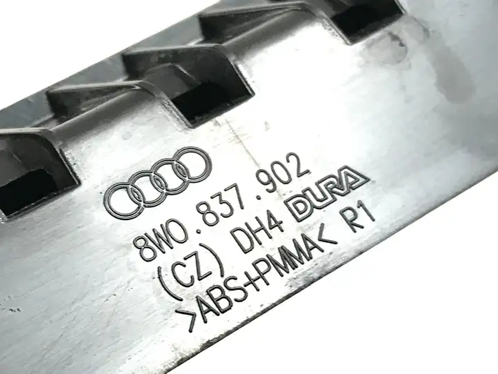 Audi A4 S4 B9 (2015 - 2019) 8W0837902 Молдинг передней двери — фото 3