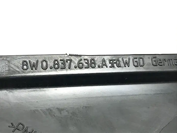 Audi A4 S4 B9 (2015 - 2019) 8W0837638A Молдинг передней двери — фото 4
