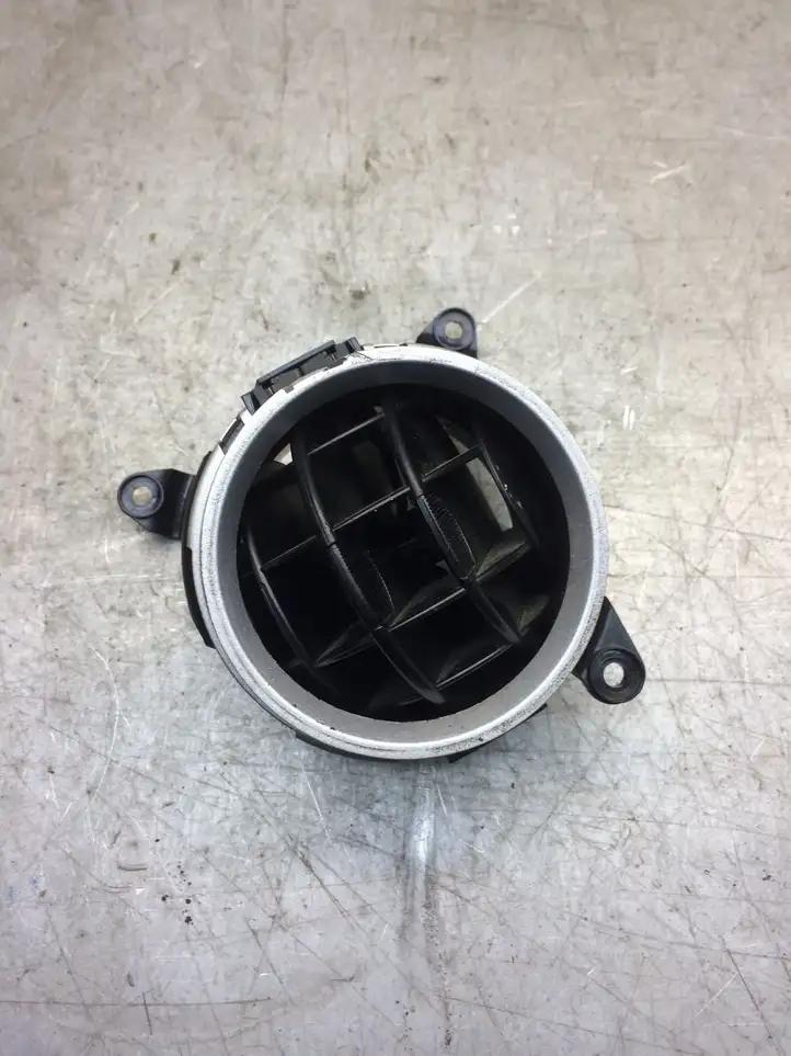 Ford Fiesta (2000 - 2005) 2S6HA018B09AEW Боковой воздушный дефлектор — фото 1