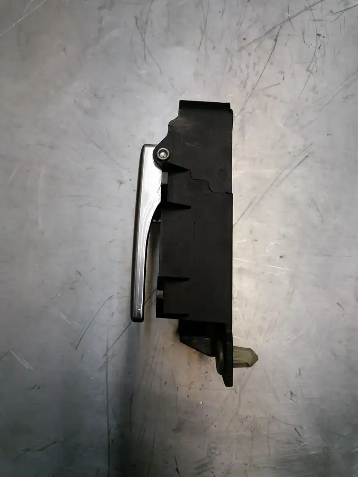 Ford Focus (2008 - 2011) 3M51R22600 Внутренняя ручка двери — фото 2