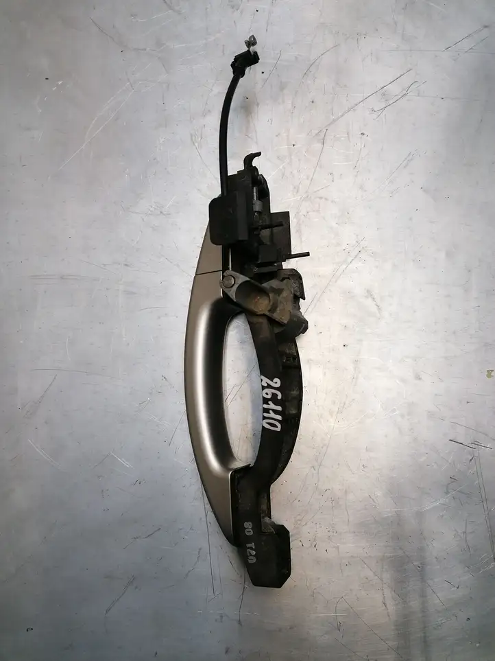 Ford Focus (2008 - 2011) Наружная ручка задней двери — фото 2