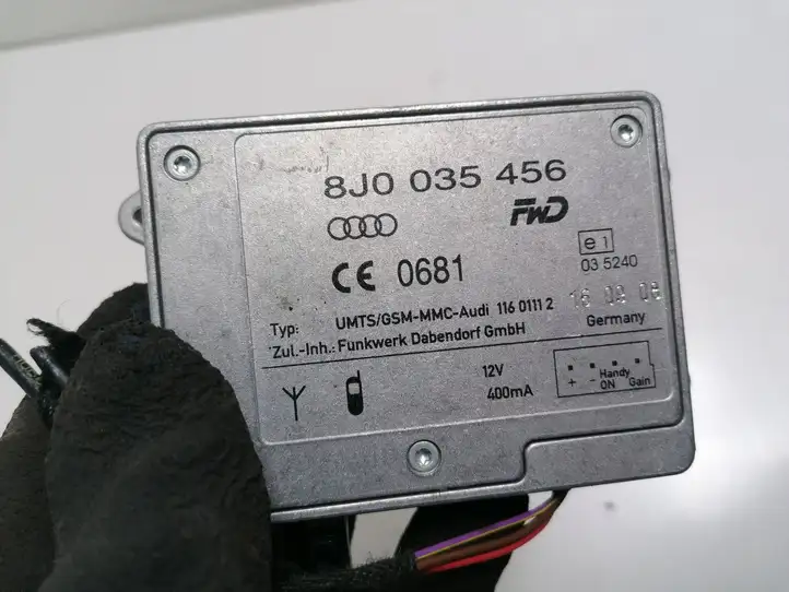 Audi A4 S4 B8 8K (2007 - 2011) 8J0035456 Усилитель антенны — фото 3