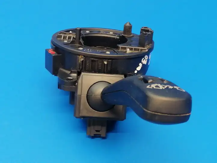 BMW 3 E46 (1998 - 2005) 6131837644391 Контактное кольцо SRS — фото 10