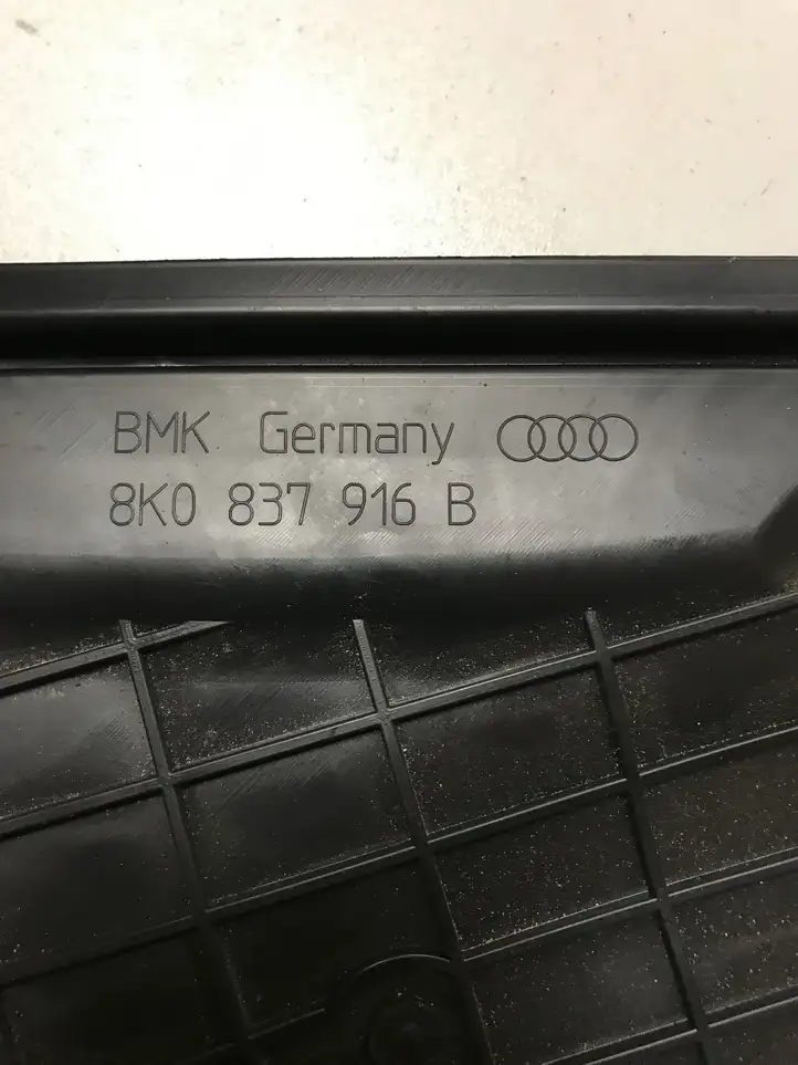 Audi A4 S4 B8 8K (2007 - 2011) 8K0837916B Прочая отделка передней двери — фото 2