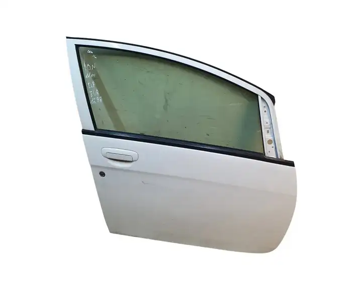 Peugeot iOn (2010 - 2016) Дверь — фото 1