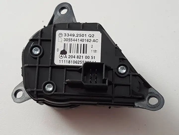 Mercedes-Benz GLK X204 (2008 - 2016) A2048210051 Кнопки на рулевом колесе — фото 5