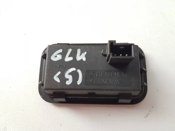 Mercedes-Benz GLK X204 (2008 - 2016) 2128210651 Кнопка открытия задней двери — фото 3