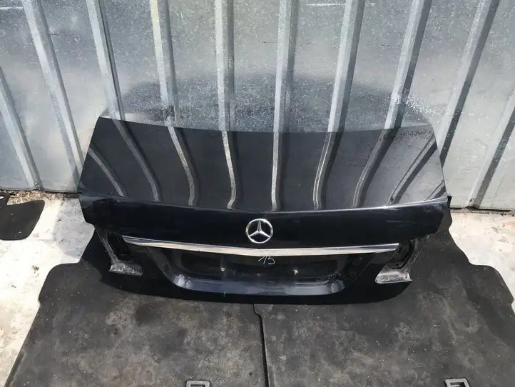 Mercedes-Benz E W212 (2009 - 2016) Крышка багажника — фото 1