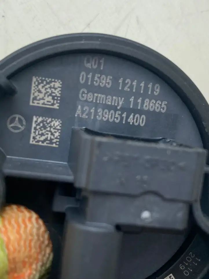 Mercedes-Benz C W205 (2014 - 2021) A2139051400 Датчик удара SRS — фото 7