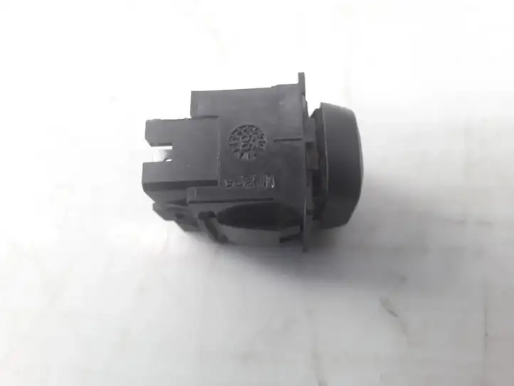 Citroen Xsara Picasso (1999 - 2012) 9327N Блок кнопок стеклоподъемников — фото 2