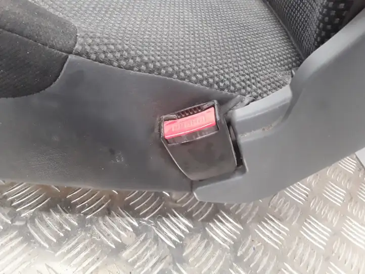 Citroen Xsara Picasso (1999 - 2012) Заднее сиденье — фото 6