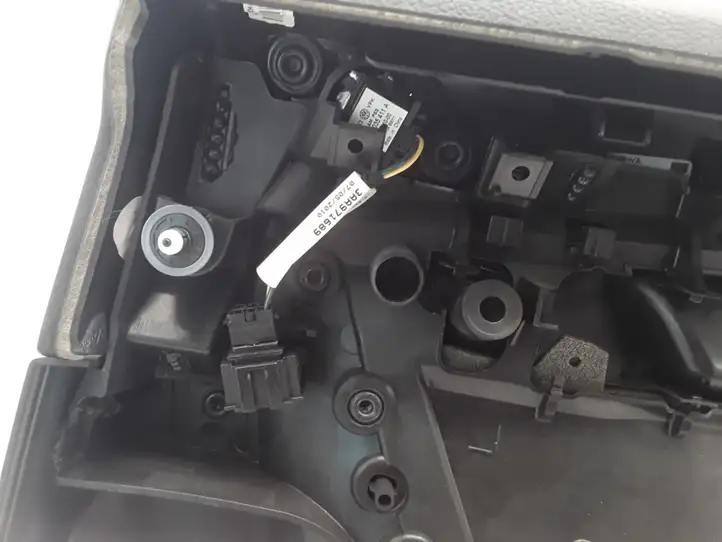 Volkswagen PASSAT B7 (2011 - 2014) 3AF867211 Обшивка задней двери — фото 3