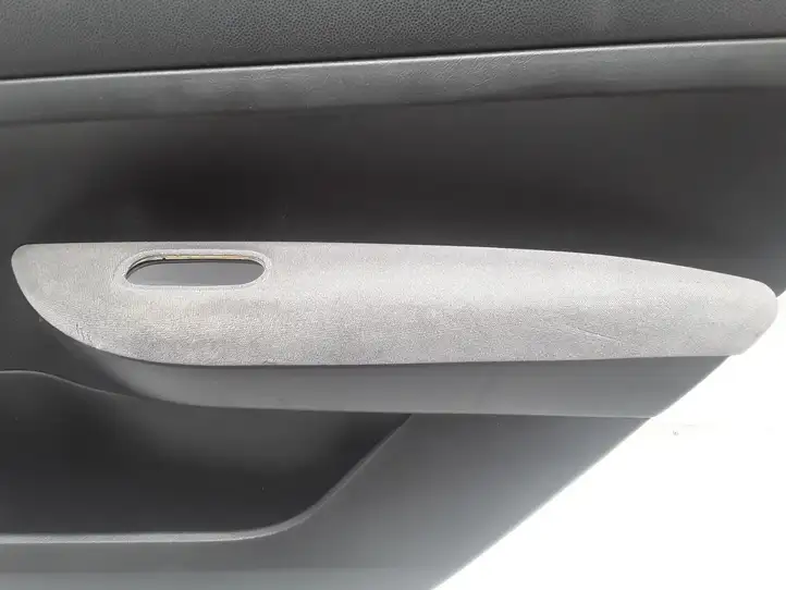 Peugeot 307 CC (2001 - 2005) 9637371377 Обшивка задней двери — фото 8