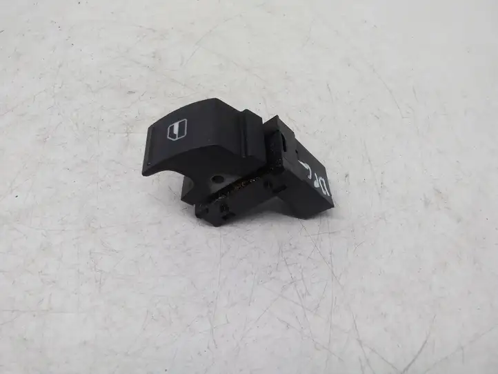Volkswagen Tiguan (2007 - 2011) Кнопка стеклоподъемников — фото 3