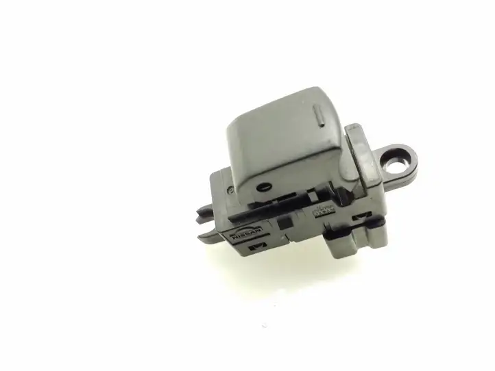 Nissan Qashqai (2010 - 2013) 25411JD000 Блок кнопок стеклоподъемников — фото 1
