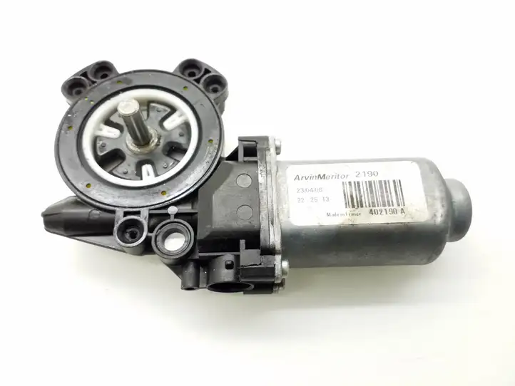 Nissan Qashqai (2006 - 2010) 402190A Стеклоподъемник задней двери — фото 1