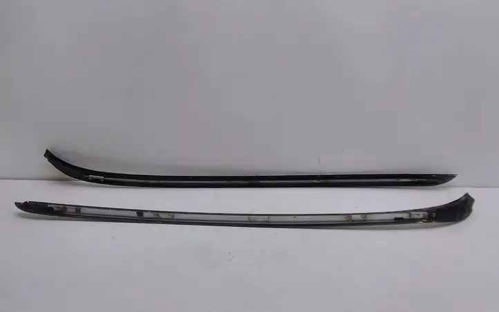 BMW 3 E90 E91 (2005 - 2012) 7179264 Накладка стоек лобового стекла — фото 4
