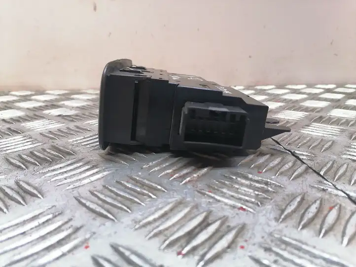 Volvo V70 (2000 - 2004) 09193383 Кнопка стеклоподъемников — фото 3
