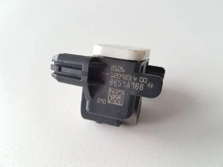 Mitsubishi Outlander (2012 - 2014) 8651A166 Датчик удара SRS — фото 2