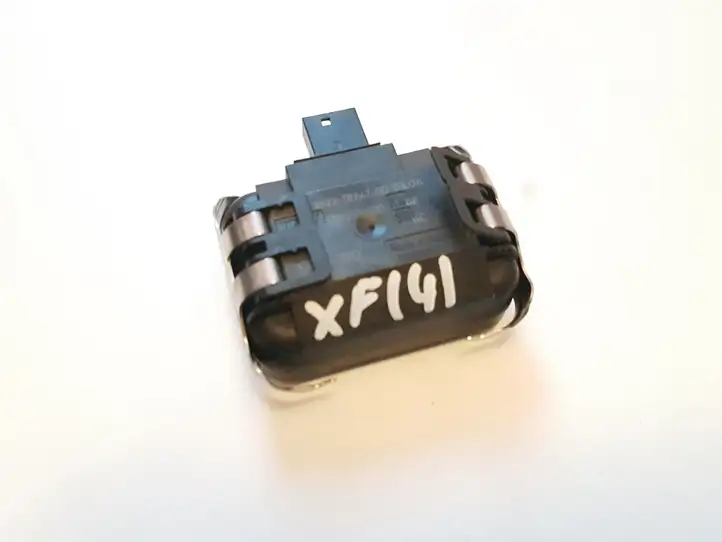 Jaguar XF (2007 - 2015)  8X2317D547BD Датчик дождя