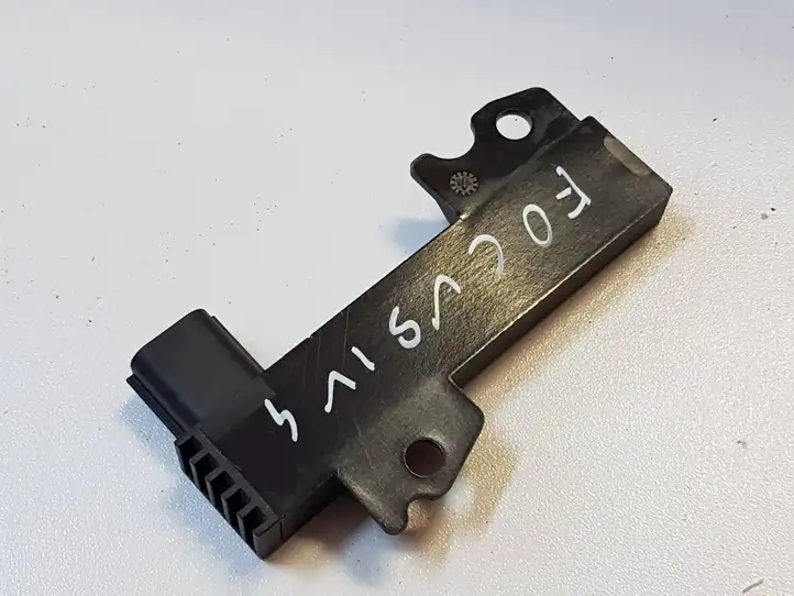 Ford Focus (2019 - )  DS7T15K603AA Усилитель антенны