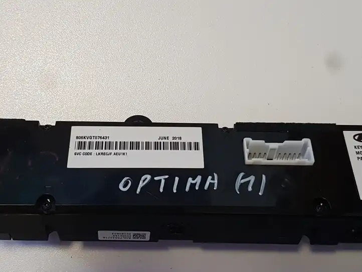 Kia Optima (2018 - ) 96540D4DB0WK Включатель регулировки звука — фото 7