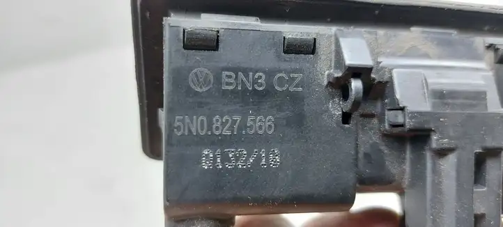 Volkswagen Touran II (2010 - 2016) 5N0827566 Кнопка закрытия багажника — фото 3