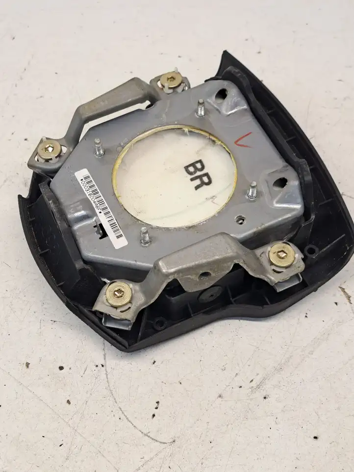 Toyota Prius (NHW20) (2003 - 2009) 8442202 Подушка безопасности руля — фото 4
