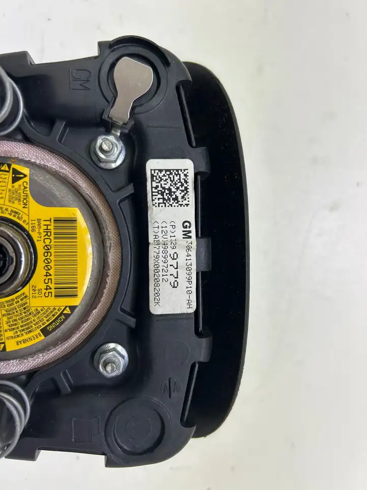 Opel Astra J (2009 - 2012) 306413099P10 Подушка безопасности руля — фото 3