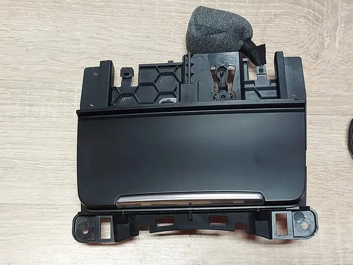 Audi Q5 SQ5 (2008 - 2012) 8K0857951 Передняя пепельница — фото 6