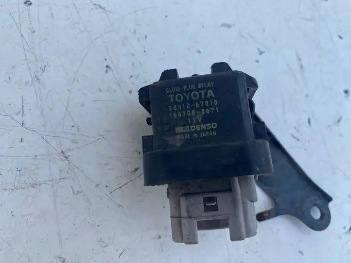 Toyota Corolla Verso E121 (2004 - 2007) 2861067010 Реле накала свечей — фото 4