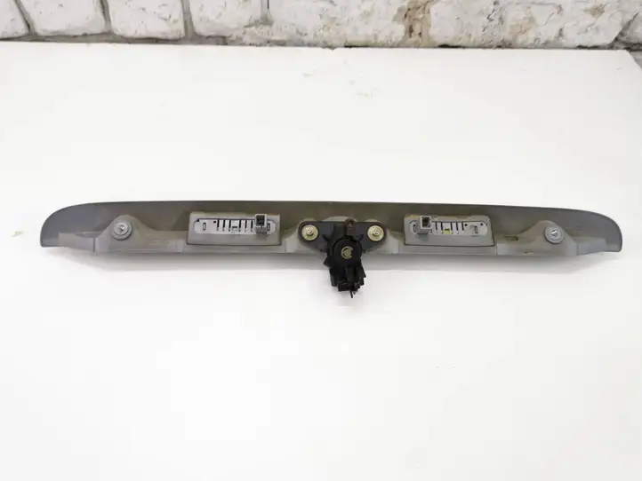 Opel Zafira A (1999 - 2003) 90579631 Подсветка номера — фото 2