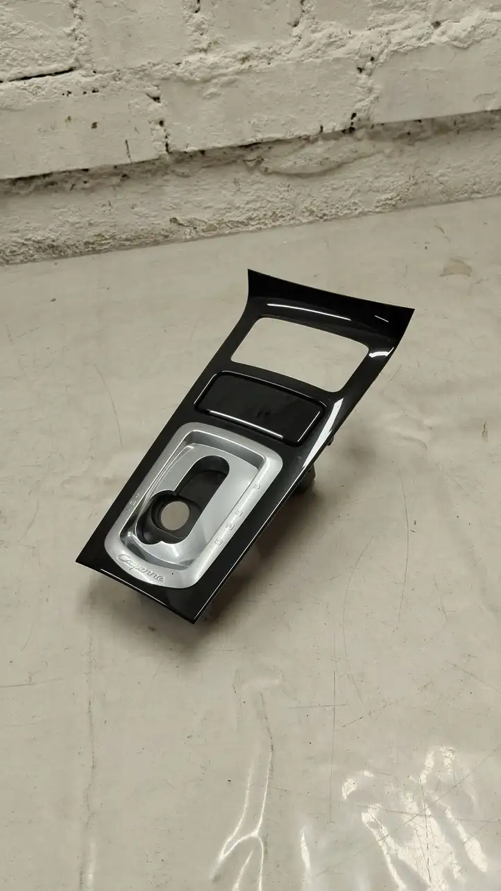 Porsche Cayenne (92A) (2011 - 2017)  7p5863324 Рамка рычага переключения передач