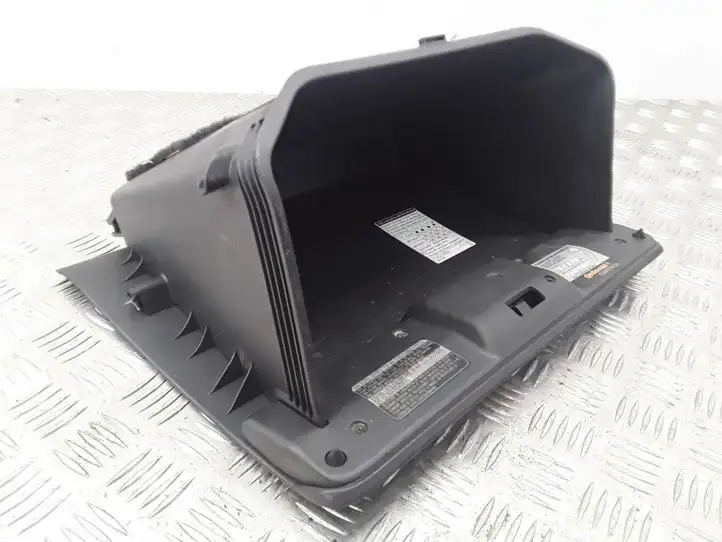 Toyota Corolla Verso AR10 (2004 - 2009) 555510F010 Вещевой ящик — фото 1