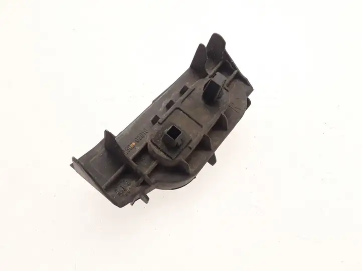 Toyota Corolla E120 E130 (2000 - 2004) 5256202010 Кронштейн заднего бампера — фото 2