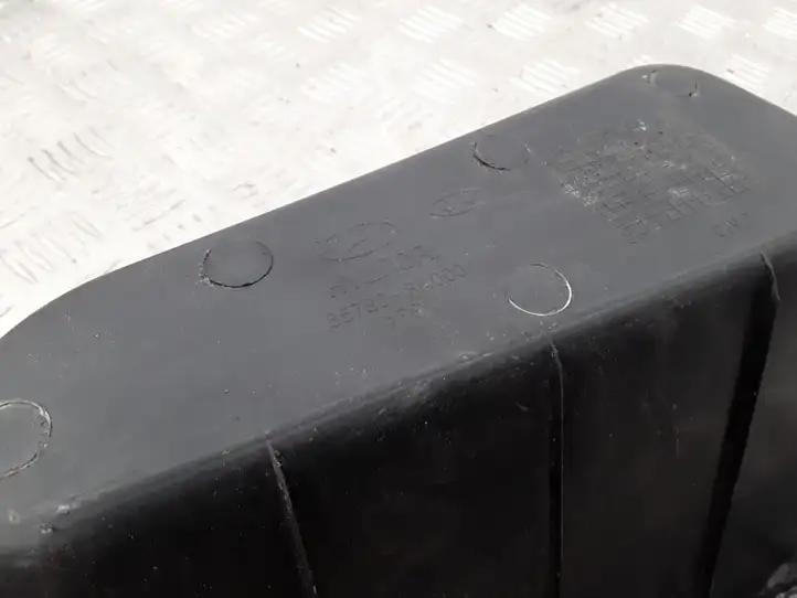 Hyundai Sonata (2003 - 2007)  857803K000 Другая деталь отделки багажника